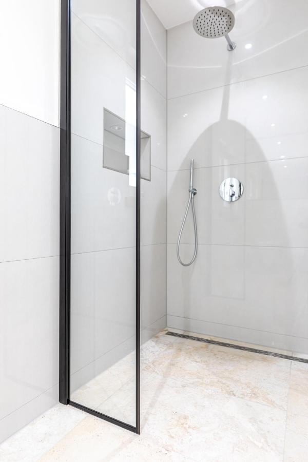 Villa Pafran With Heated Pool Krk クルク エクステリア 写真
