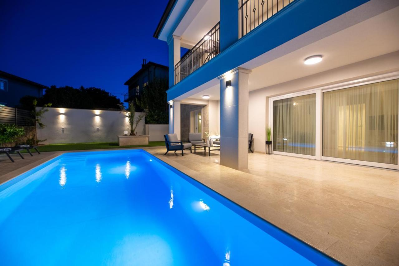 Villa Pafran With Heated Pool Krk クルク エクステリア 写真