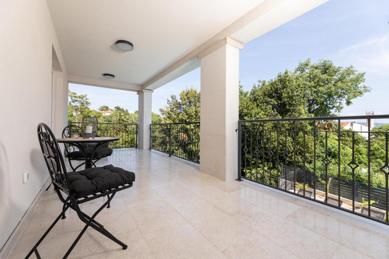 Villa Pafran With Heated Pool Krk クルク エクステリア 写真